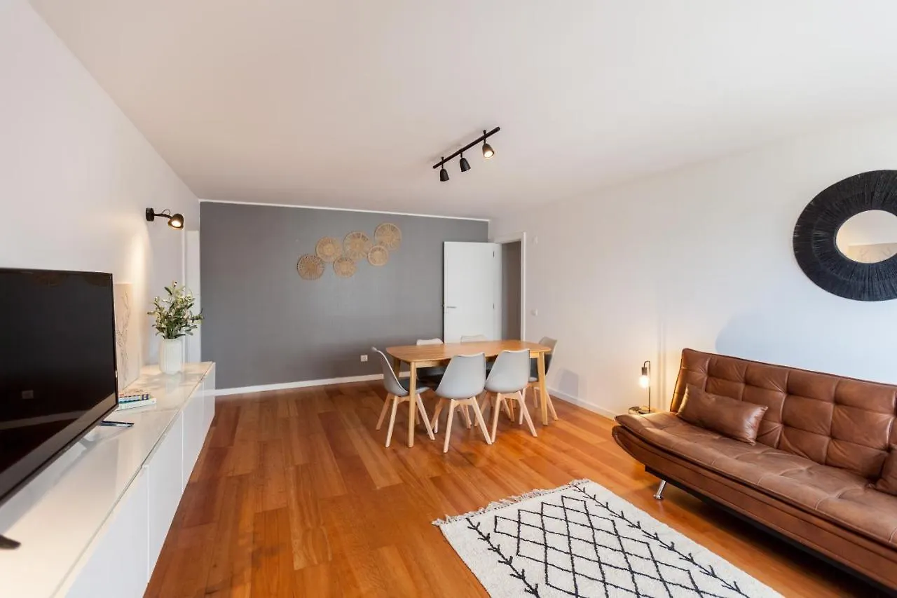 Flh Marvila Family Apartment contacts